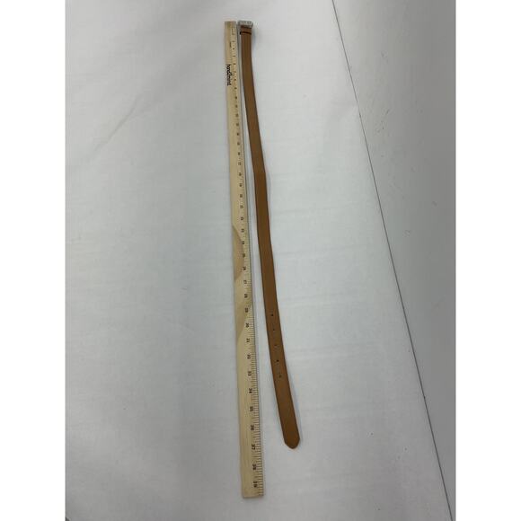 Beautiful DKNY Brown Leather Silver Tone Buckle Womens Fashion Belt - Picture 3 of 7